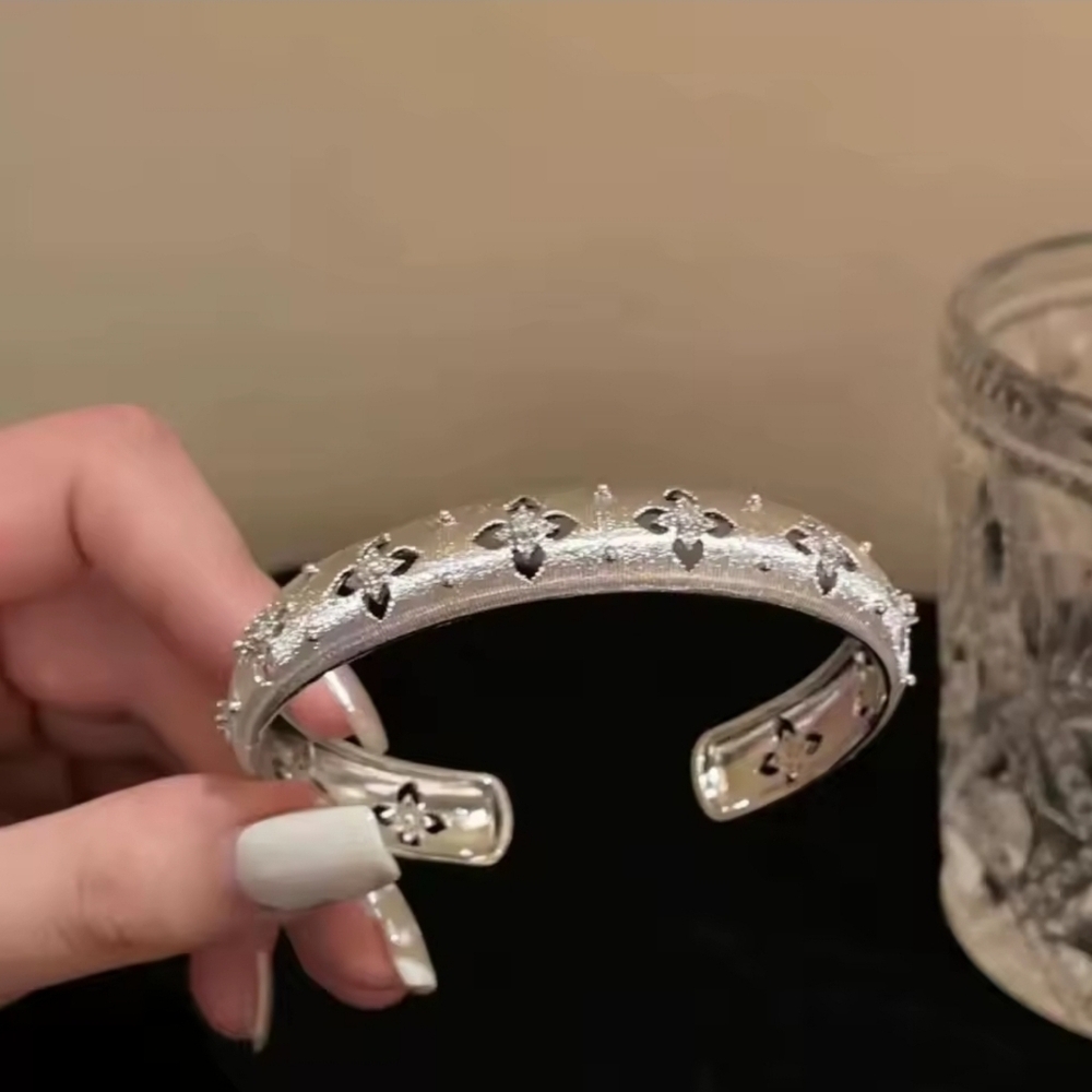Silver  Floral Cuff Bangle For Woman - Picture 4 of 4